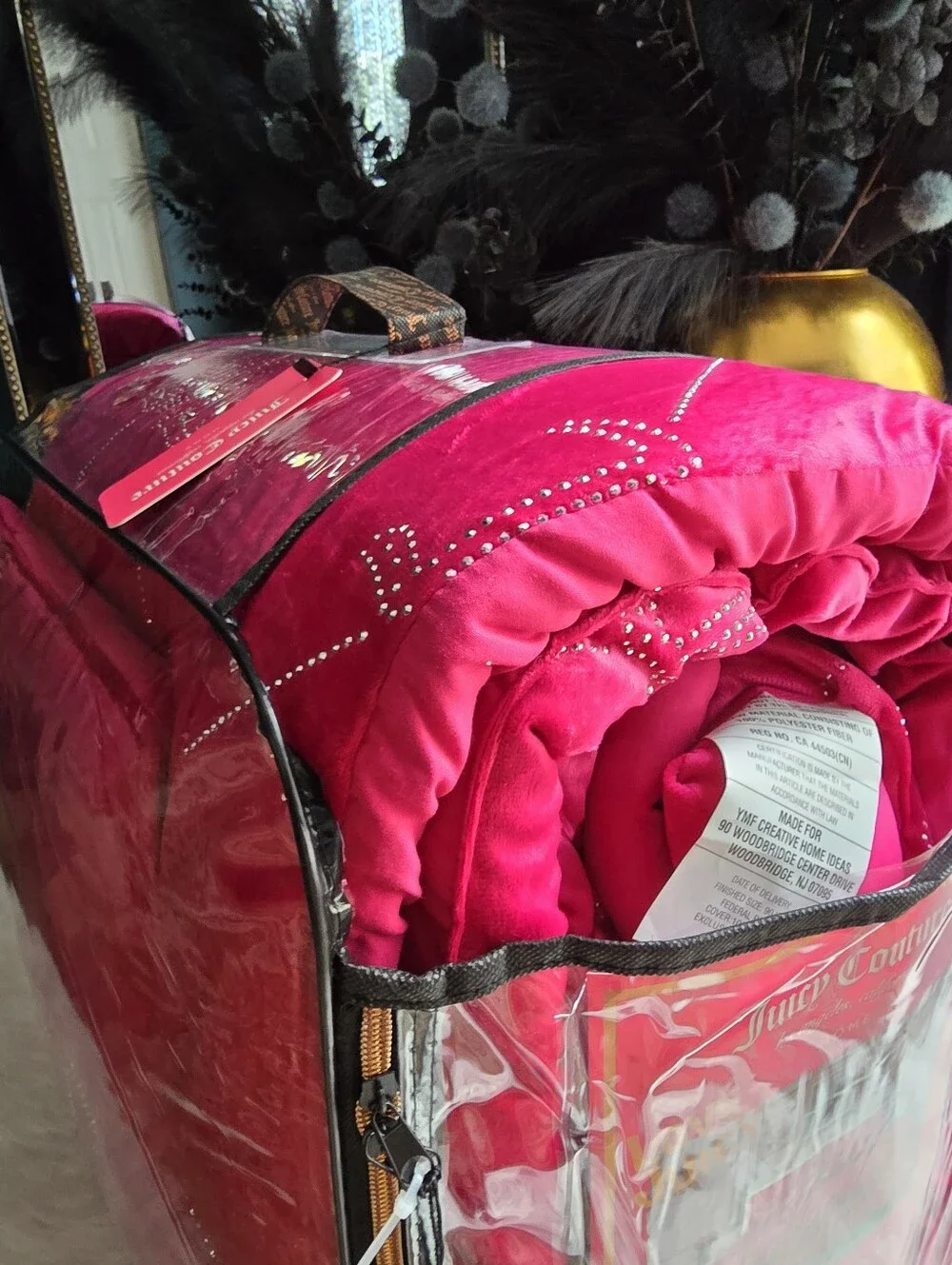 Juicy Couture Full/Queen Hot pink velour rhinestone bed set new